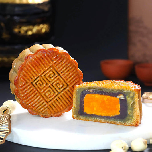 Golden Red Emerald - Baked Skin Mooncake